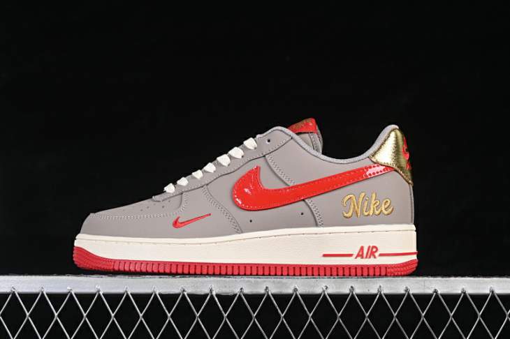 Picture of Air Force 1 _SKUfw22358176780113803fw